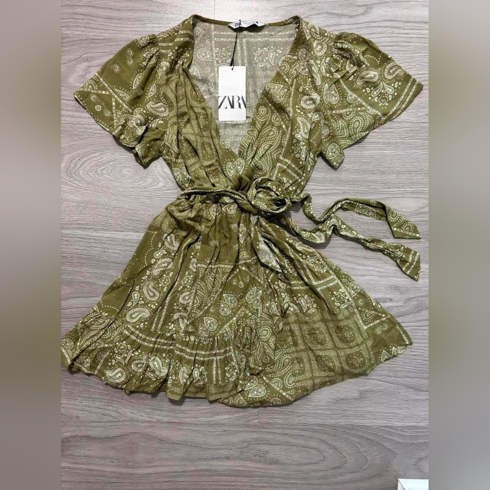 Zara Women's Green Dress